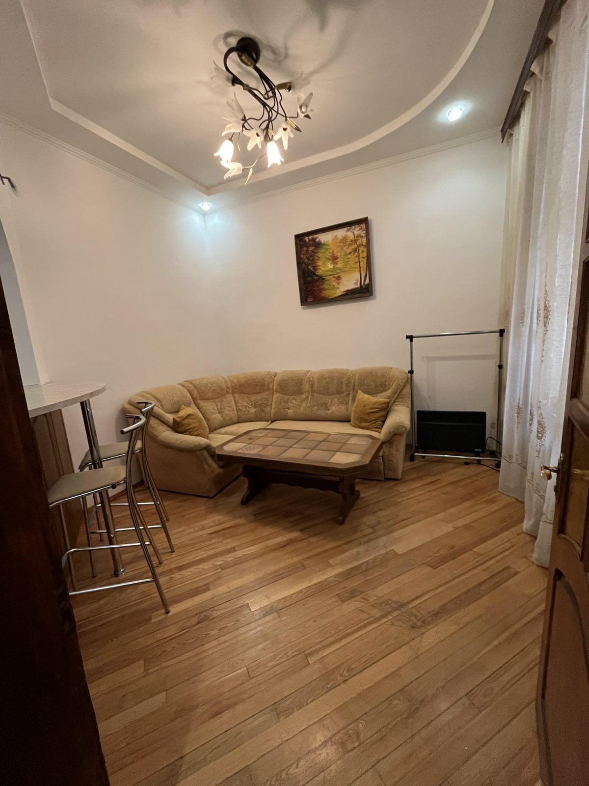 Продається 2 кімн. кв-ра в центрі м. Ужгород