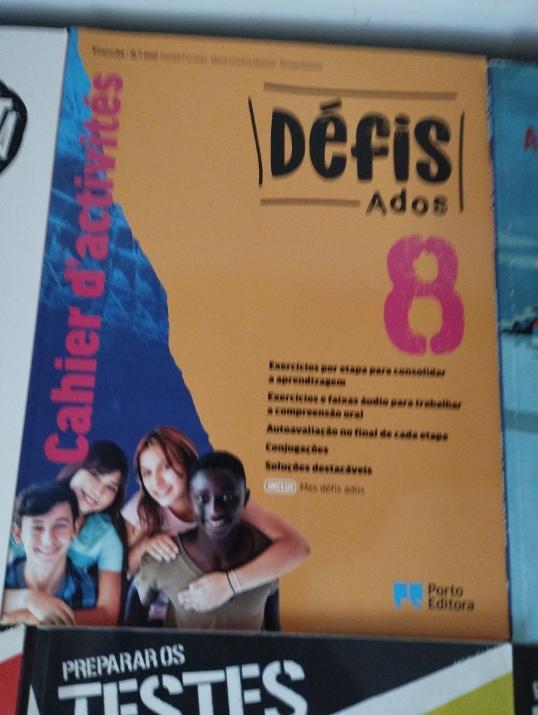 Manuais exercícios 8. Ano