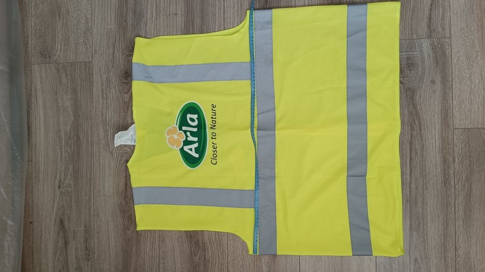 Світловідбивна жилетка нова розмір 2 XL