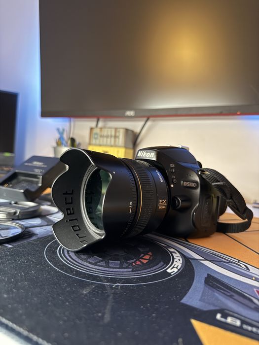 Nikon D5100+Sigma 30mm f/1.4 Japan Gold + Nikon 18-55+akcesoria