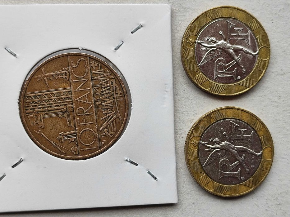 Lote de 16 moedas francesas em excelente estado de conservação