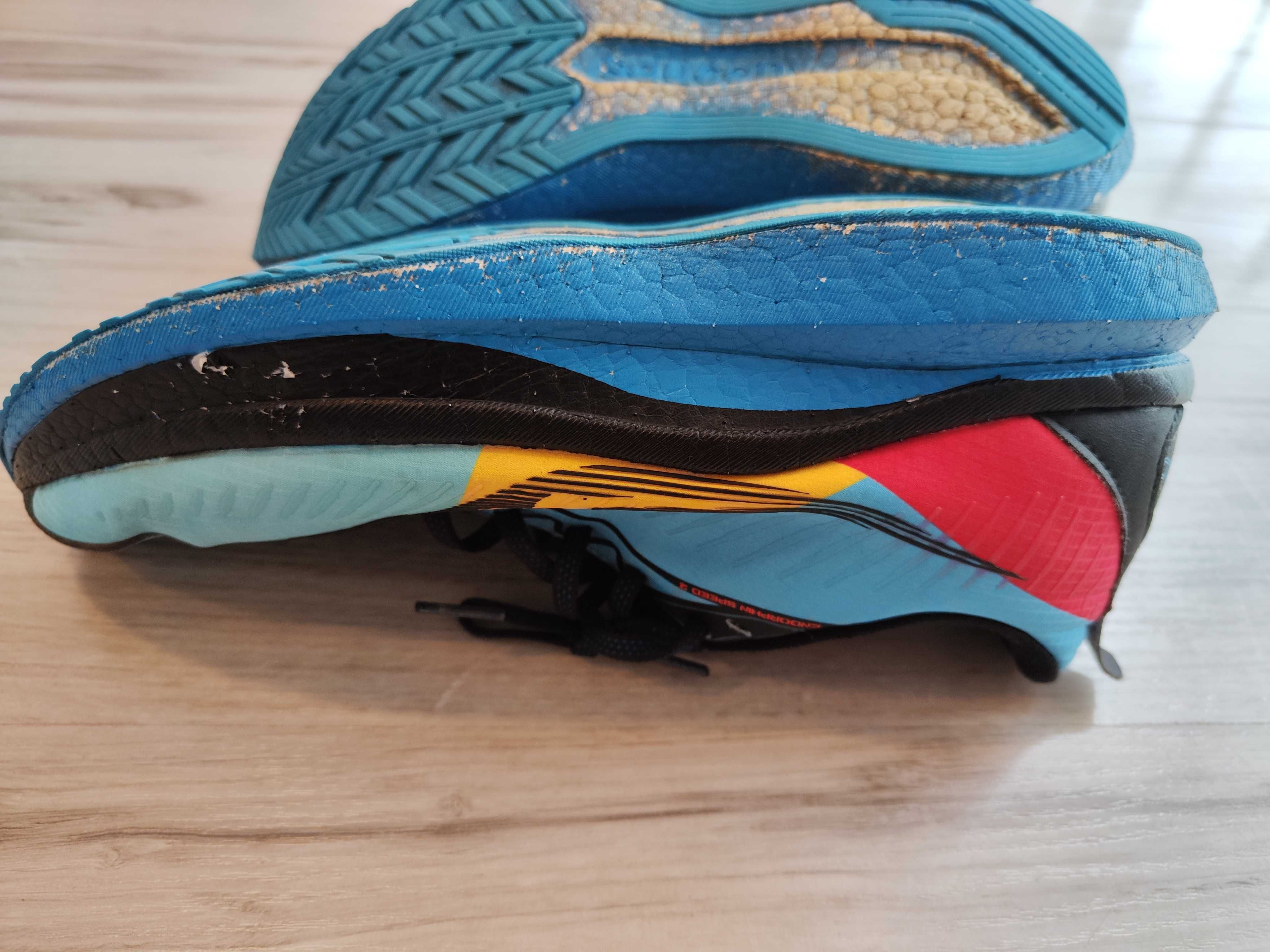 Saucony Endorphin Speed Runshield, rozmiar 41