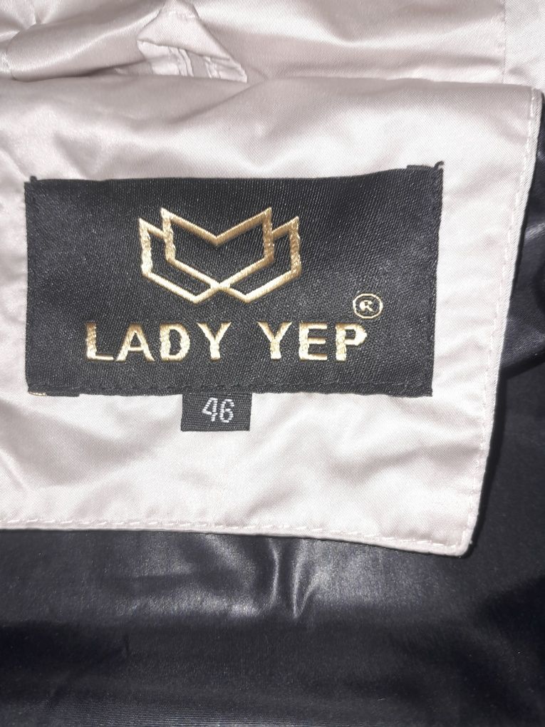 Продам зимову куртку