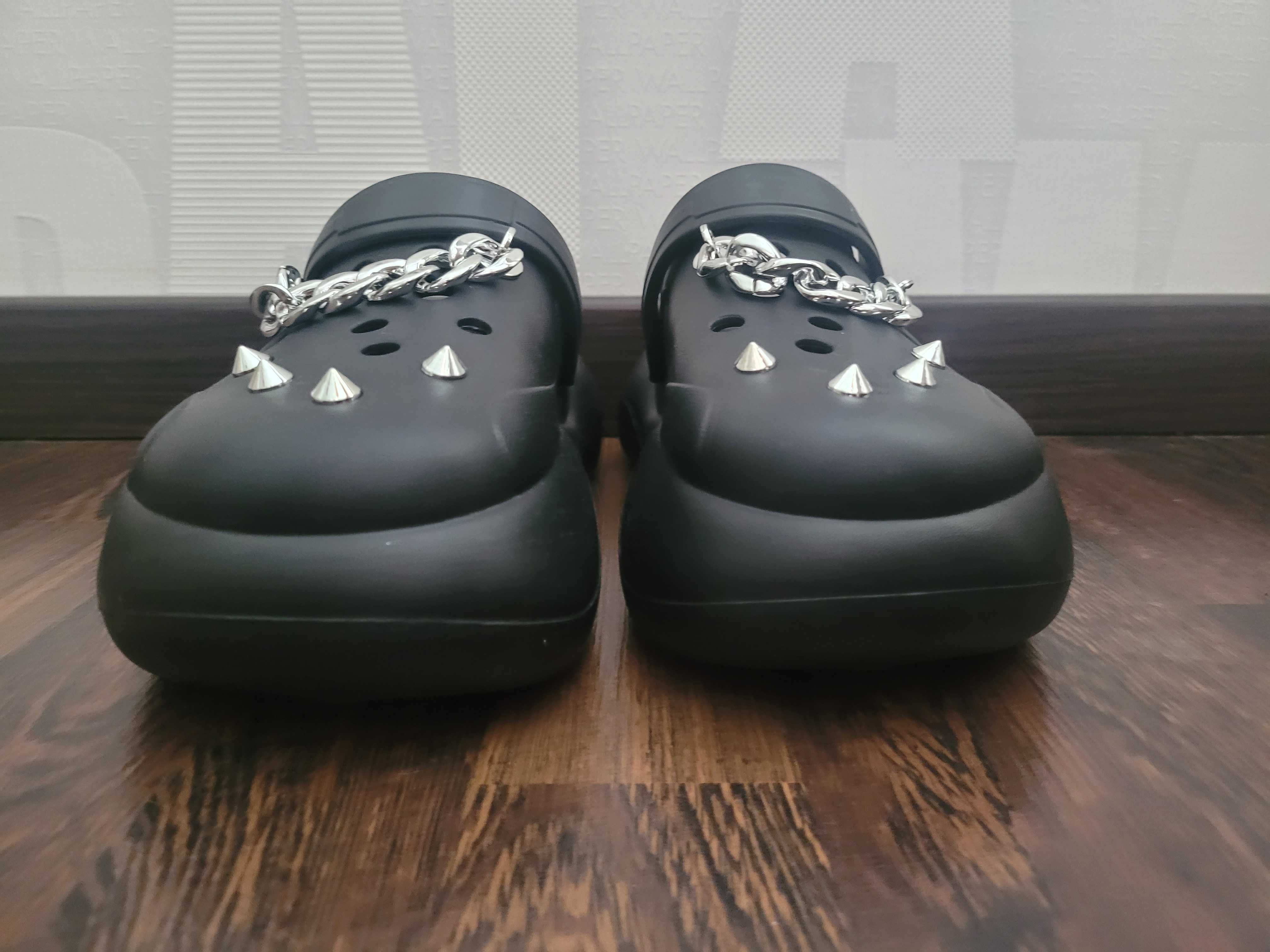 Клоги сандалі у стилі Crocs з шипами