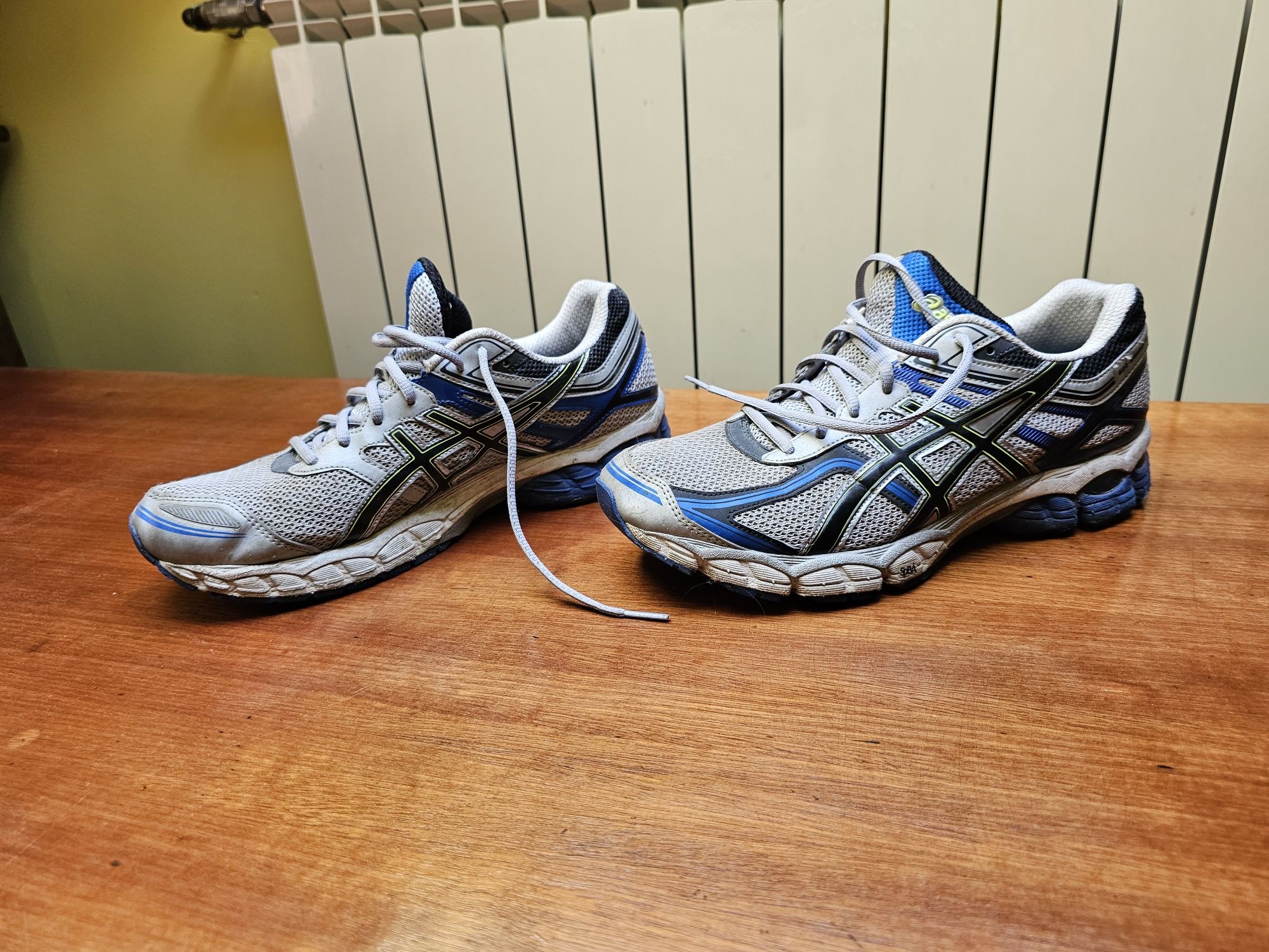 Asics gel kumo 4 rozmiar 44.5