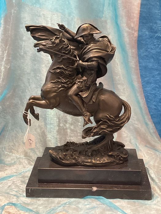 Escultura bronze napoleão 23x32 cm