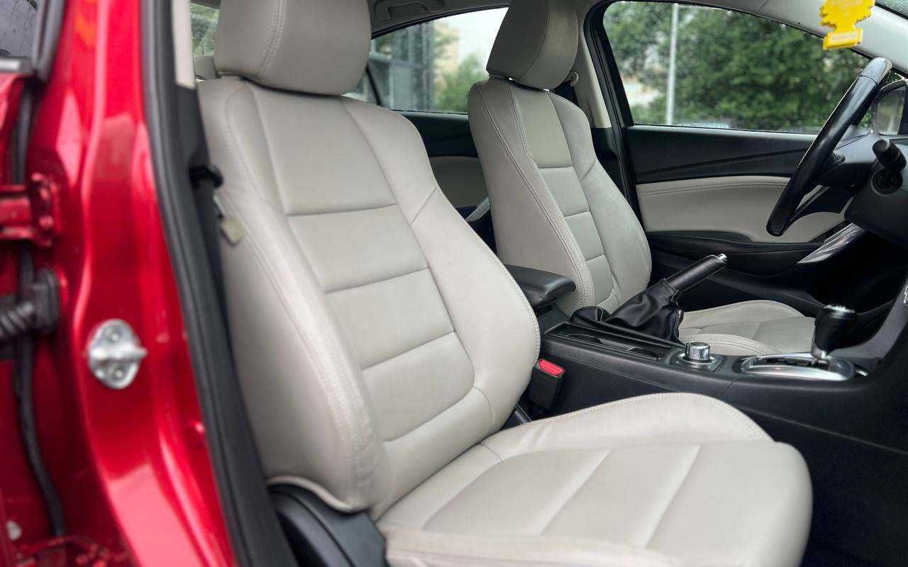 Mazda 6 2013 року