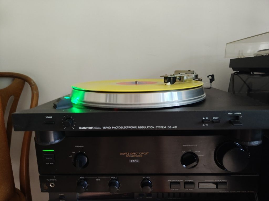 Gramofon UNITRA Bernard GS-431