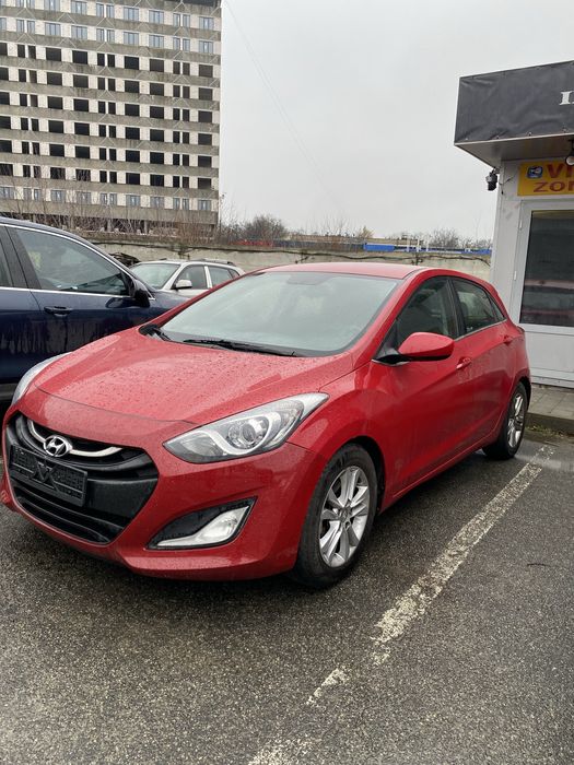 Hyundai Elantra 2013