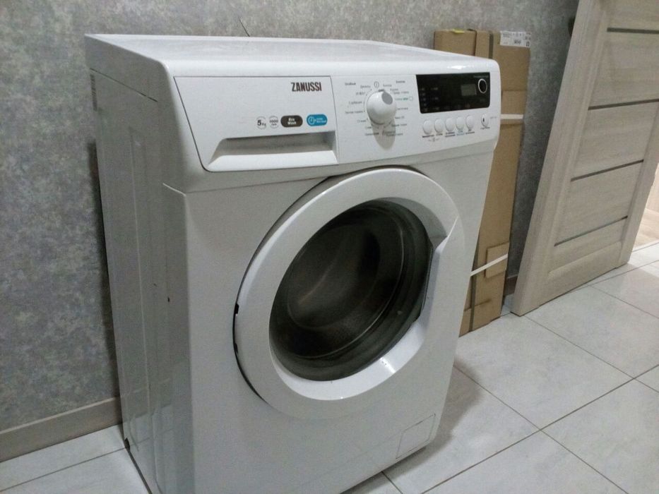 Пральна машина .