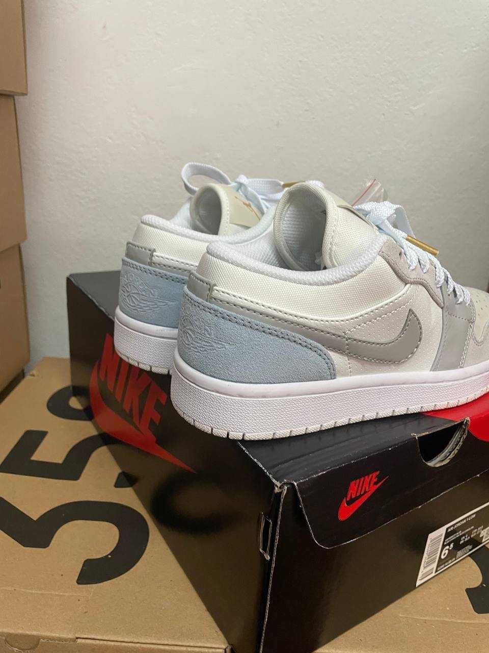 Кроссовки Nike Jordan 1 light grey / Джордан серые замш 37 38 39 40