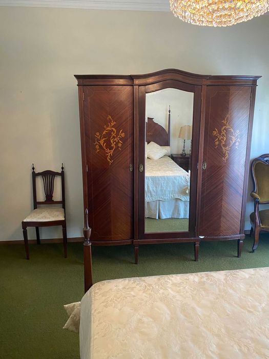 Mobília de quarto D. Maria completa (valor sem a colcha e cortinados