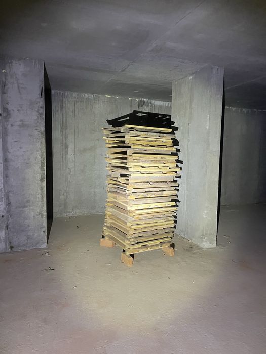 Продам піддони б/у