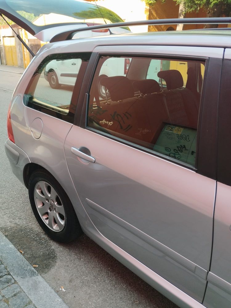 Peugeot 307 1.4 HDI 90cv 03 bom estado