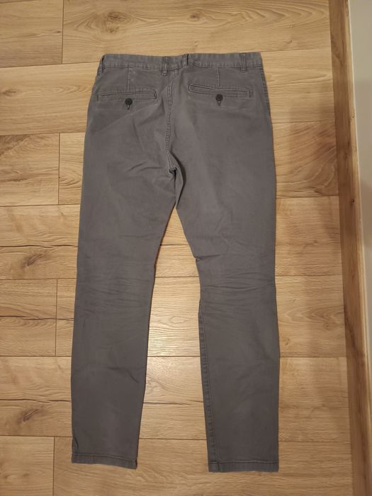 Chinosy spodnie męskie 32 H&M