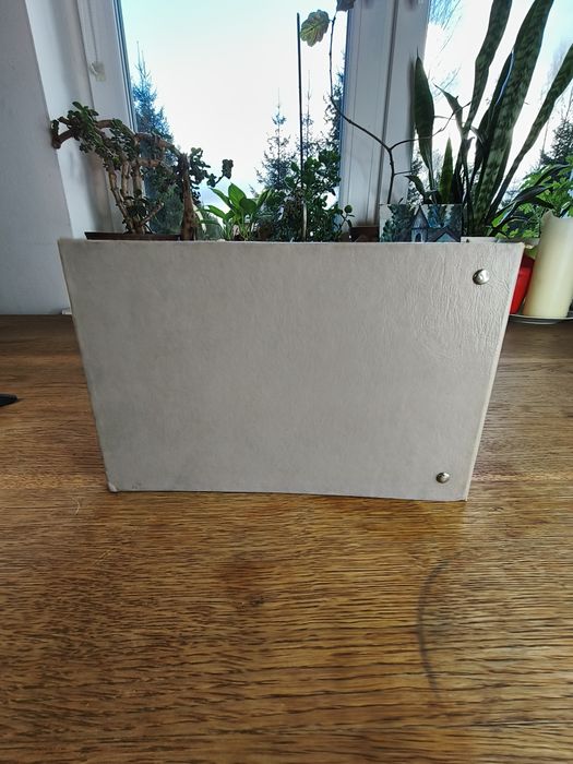 Stary album na banknoty z okresu PRL 96