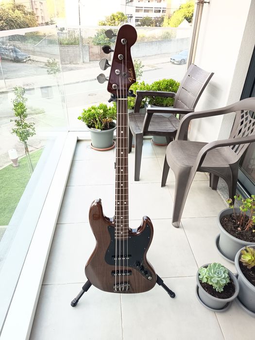 Fender Jazz Bass 60's Walnut