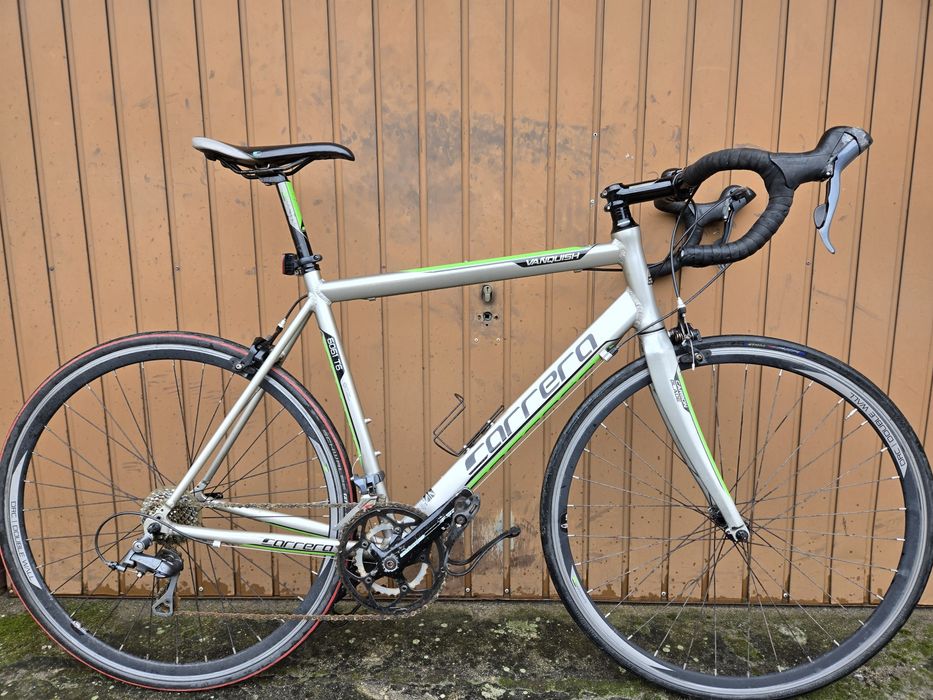 Rower szosowy carrera widelec carbon