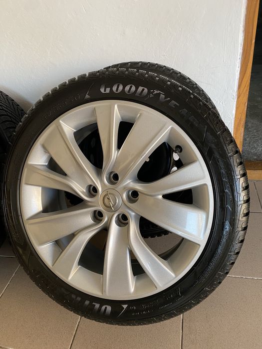 Alufelgi r18+opony zimowe GoodYear
