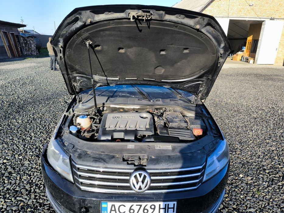 Volkswagen Passat 2011рік 2.0дизель