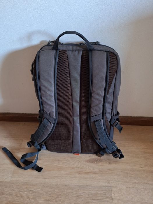Mochila de caminhada Quechua 25l