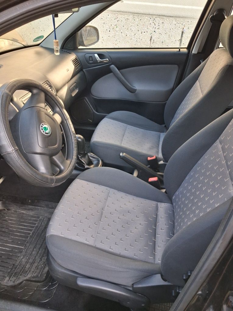 Продам Skoda Octavia Tour 2010 року