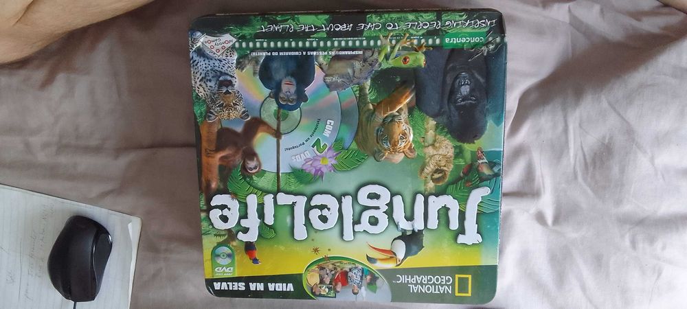 JungleLife jogo de tabuleiro interativo por National Geographic