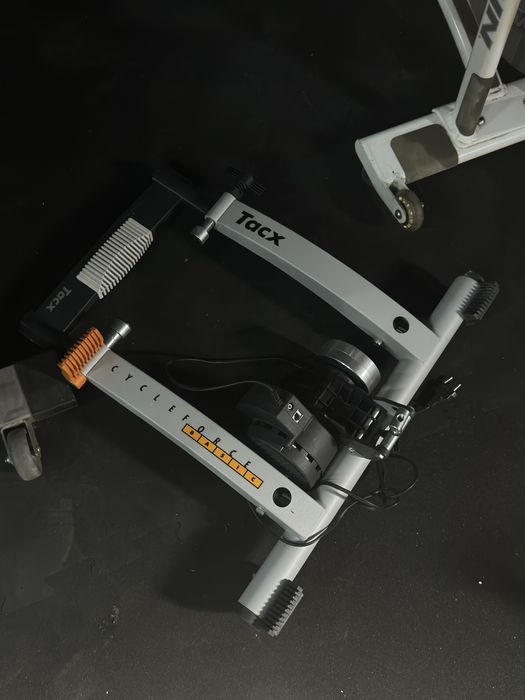 Trenazer  Rolka Cycle Force Tacx /