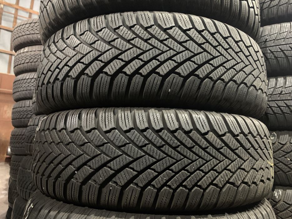 Шини 205/55 R16 Continental ContiWinterContact 860