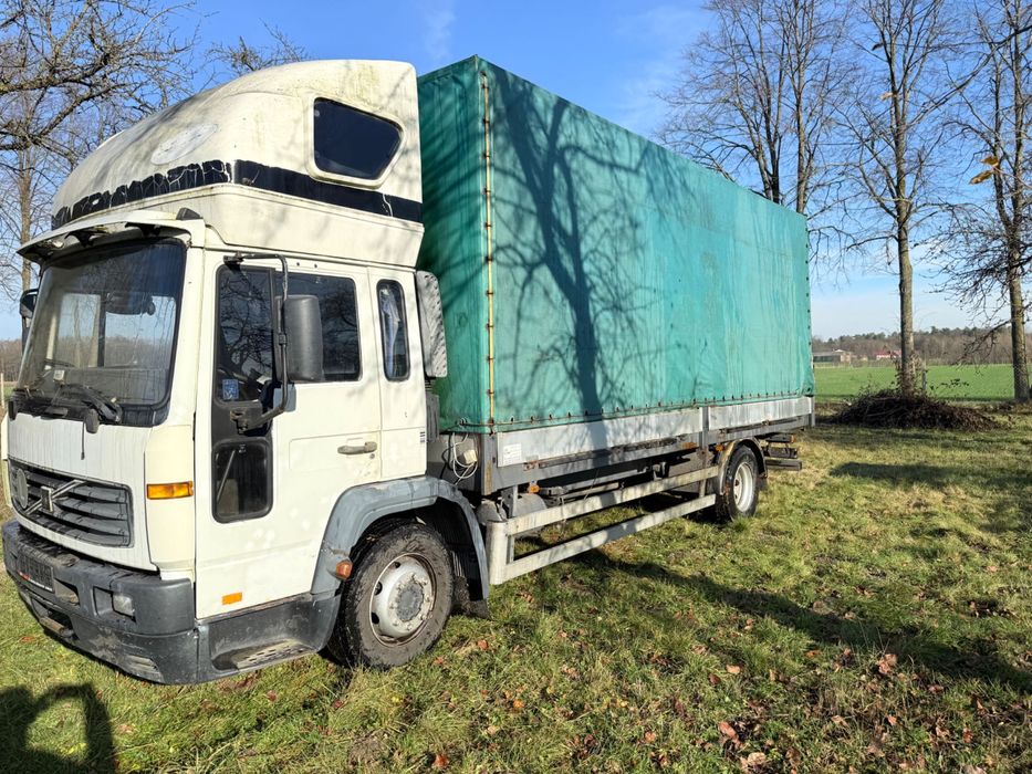 Volvo FL6 plandeka