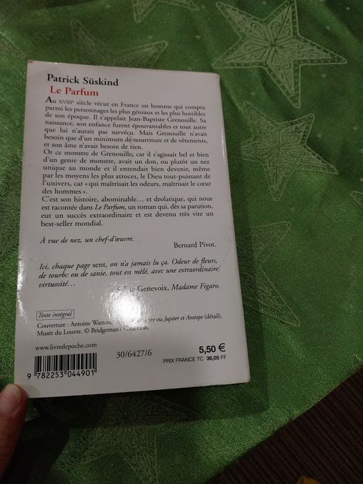 Le parfum . Portes incluídos