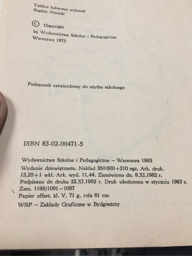 Książka podrecznik "Nauka o człowieku " klasa 8, stare książki prl