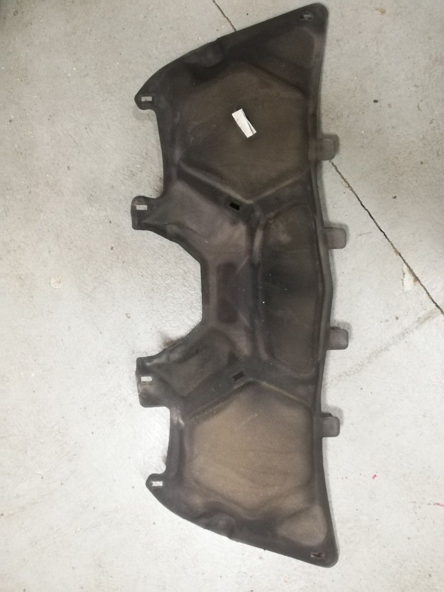 Wygłuszenie maski podbitka wyciszenie Ford C-max mk2 II po 2010r