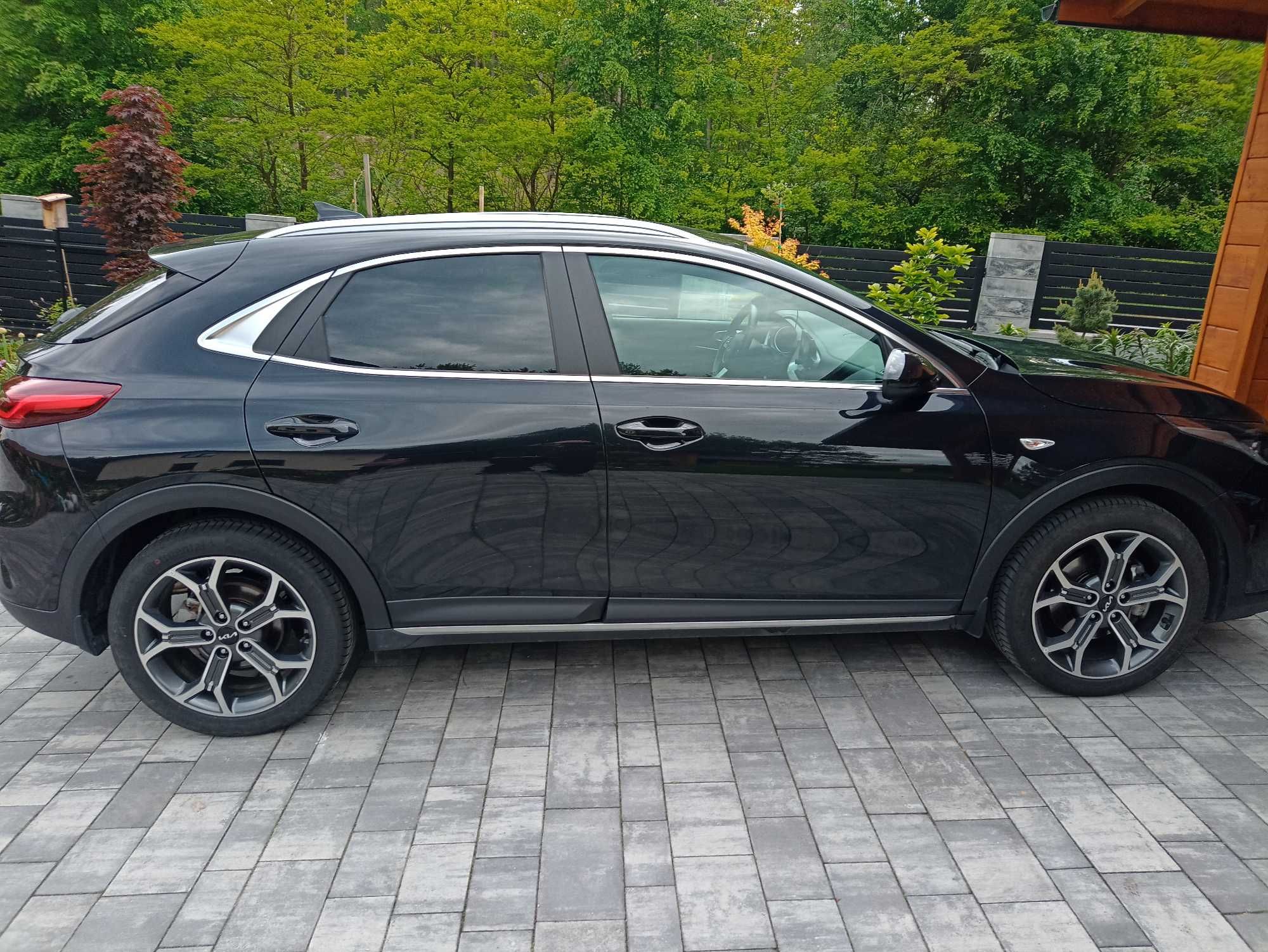 Kia XCeed 1.5 TGDI 160Km 6MT  Wyposażenie: M+SMART+A18, stan idealny