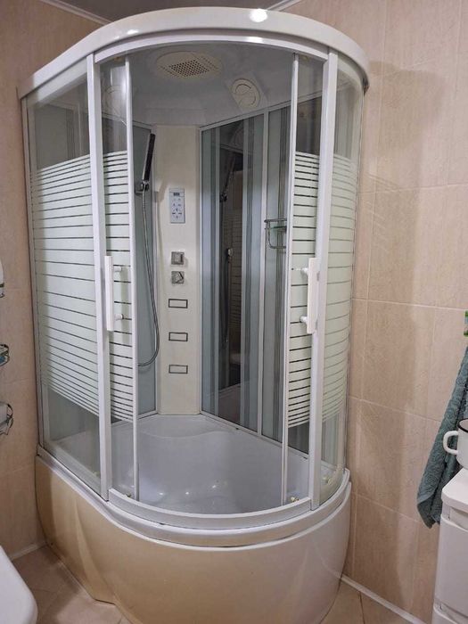 Душевой бокс  Душевой