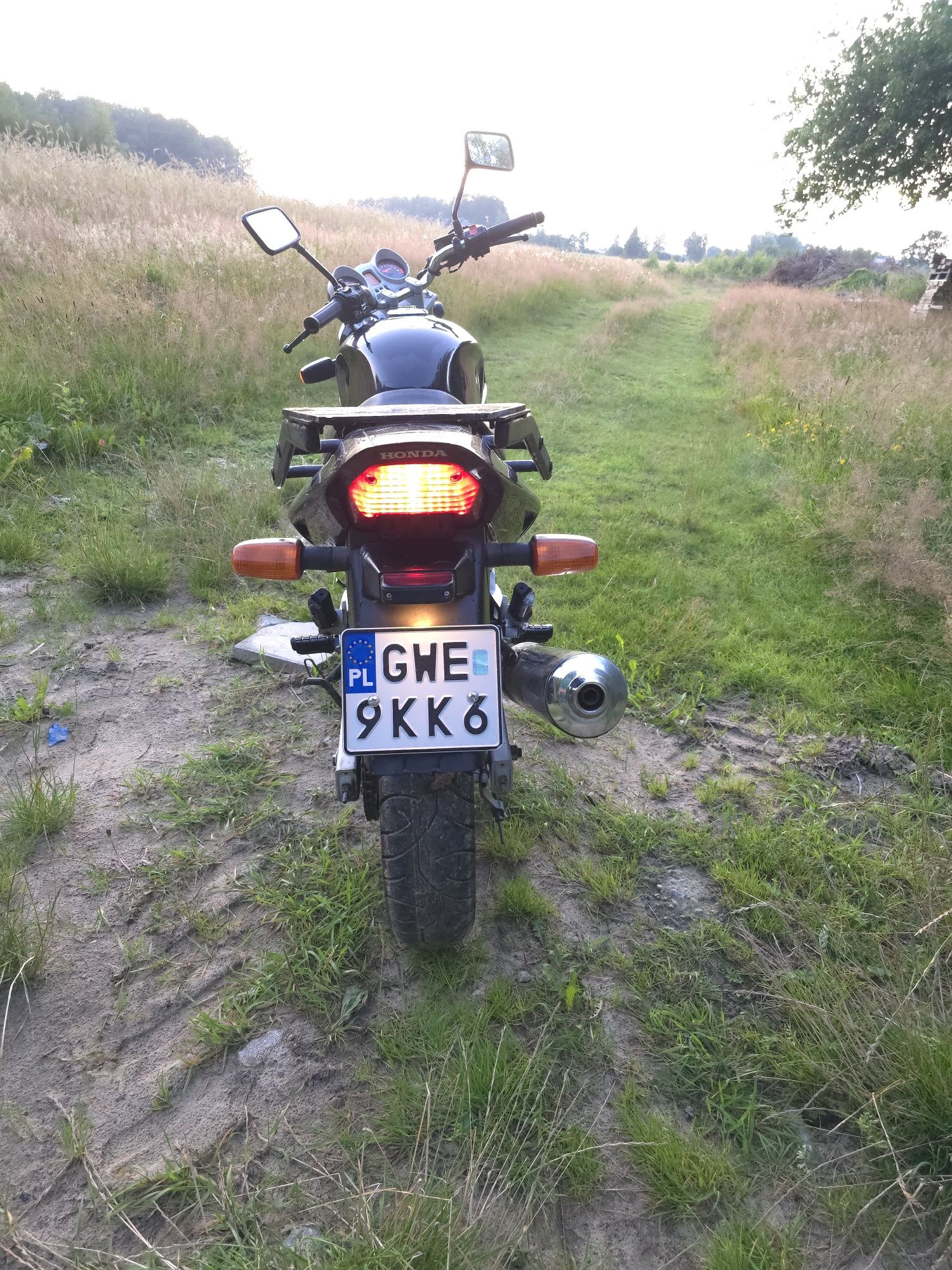 --Honda cbf 250--