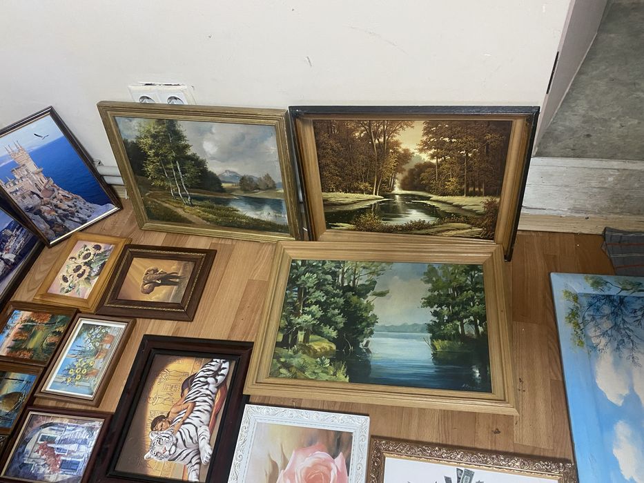 Продаю картины разные
