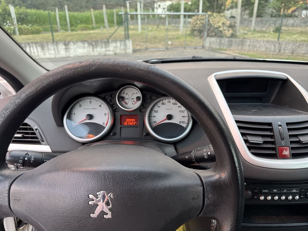 Peugeot 207 1.4 HDI