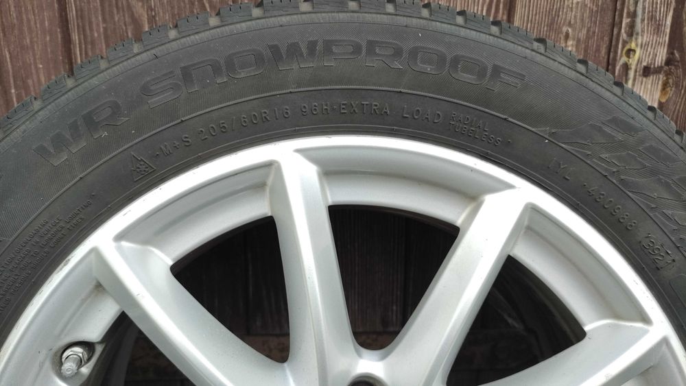 Koła zimowe BMW 205/60 R16 5x112, ET:52