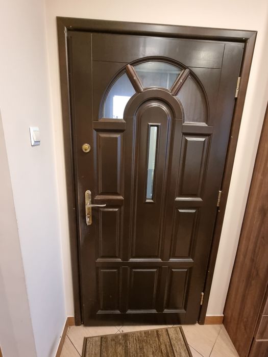 Drzwi zewnętrzne 90P drewniane