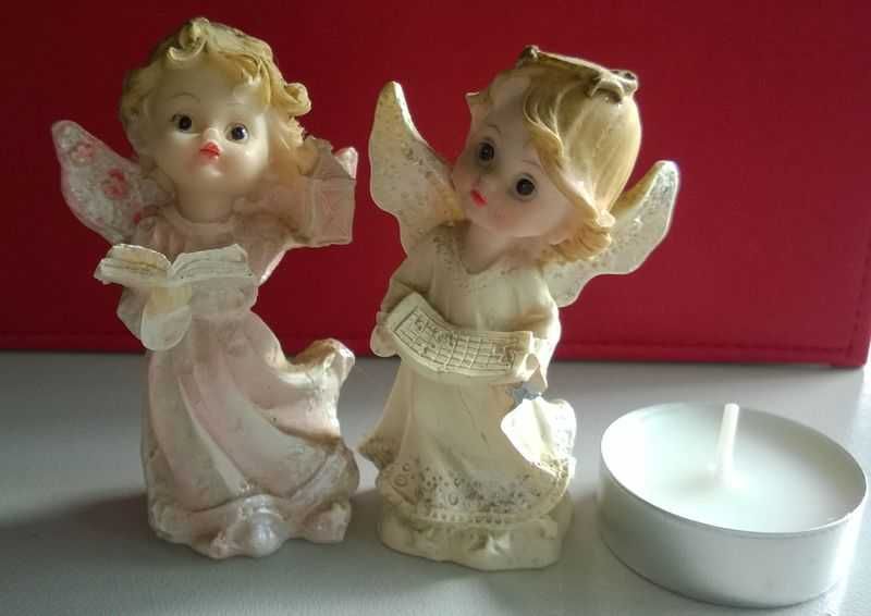 Figurki Aniołki Figurka Aniołek stojące śpiewające z nutami 7cm 2 szt