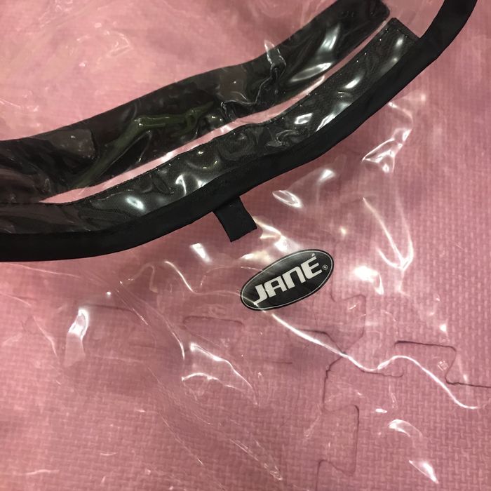 Дождевик и антимоскитная сетка для коляски JANE.