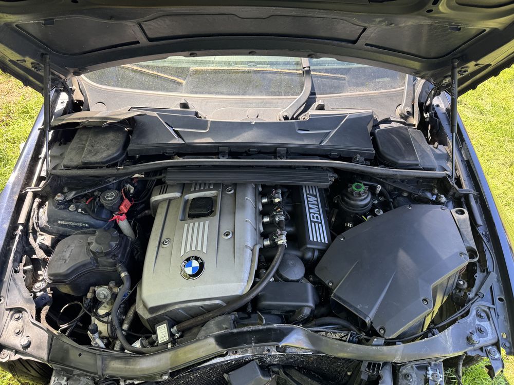 Bmw e90 325xi częsci silnik kręci