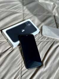 iPhone 11 128 гб, колір чорний, батарея 84%, з коробкою та шнуром