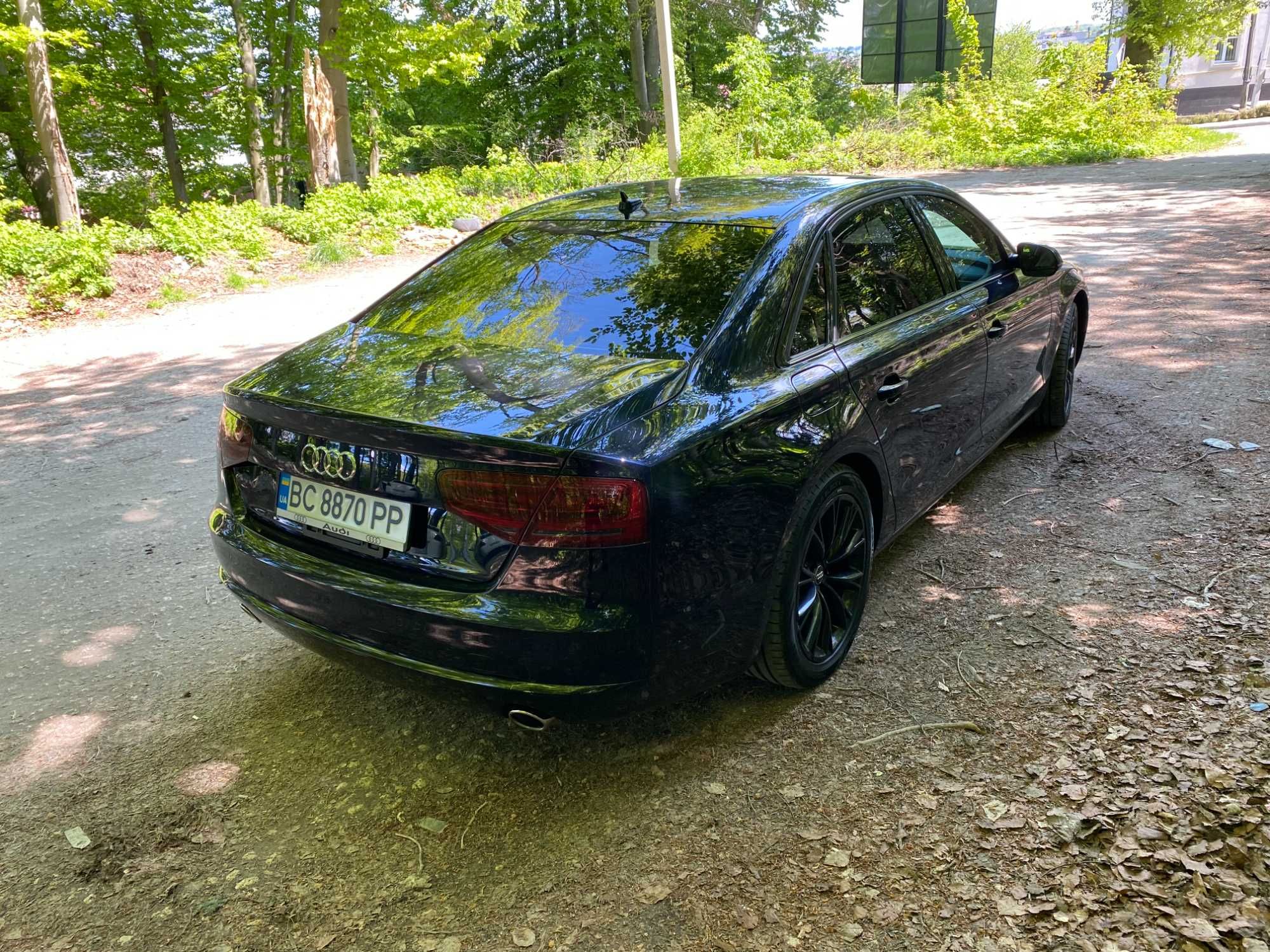 AUDI A8, 2013 UJL