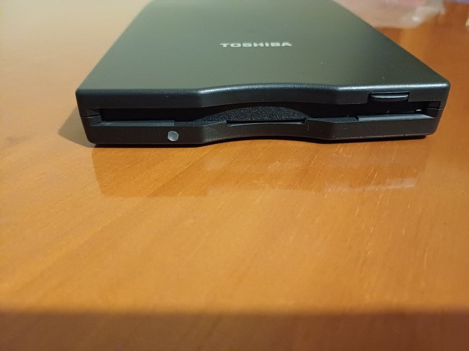 Drive de Disquete USB Toshiba FDD
