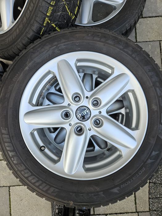 Koła (felgi +opony) mini countryman 205/60 R16