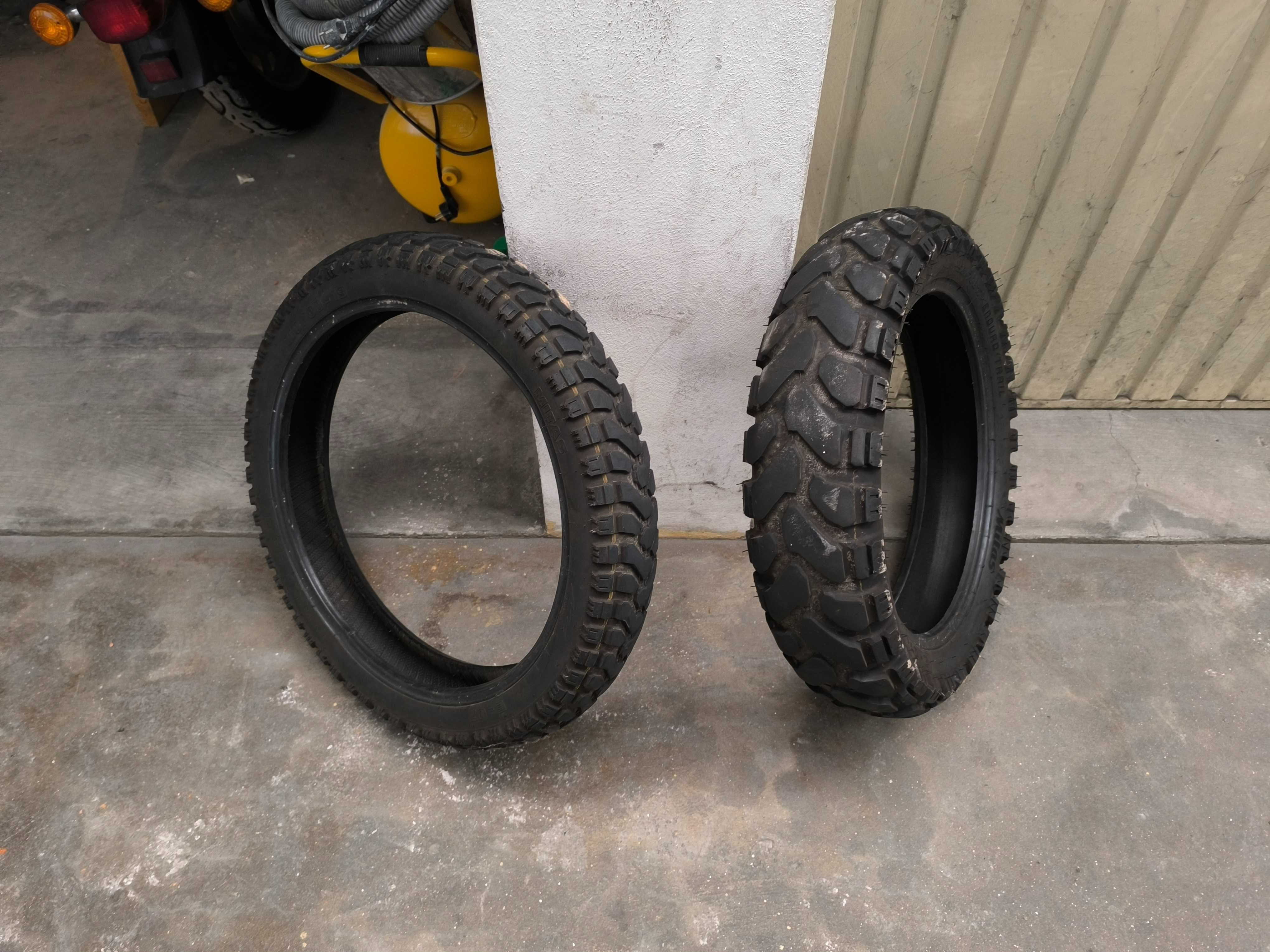 vendo pneus de mota