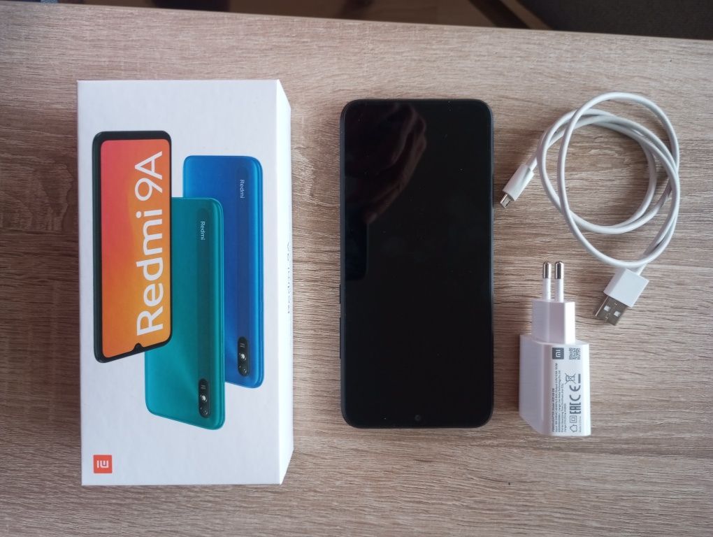 Smartfon Xiaomi Redmi 9A Granitę Gray, etui, ładowarka