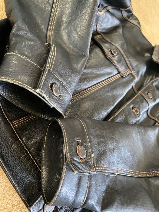 Blusão vintage anos  80 em pele